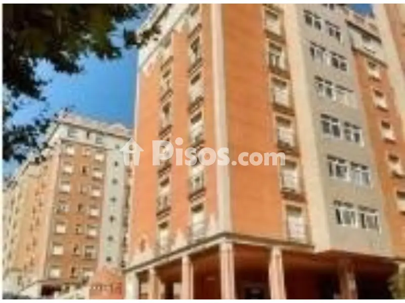 Local comercial en calle Ricardo Torres Quiroga
