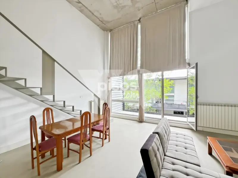 Dúplex en calle Miño