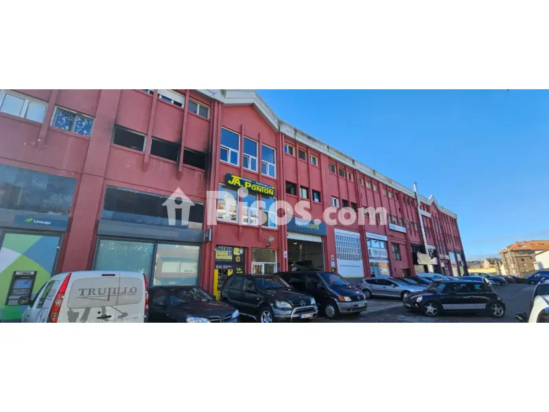 Local comercial en calle de la Albericia