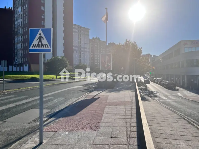 Local comercial en calle de José Gutiérrez Solana