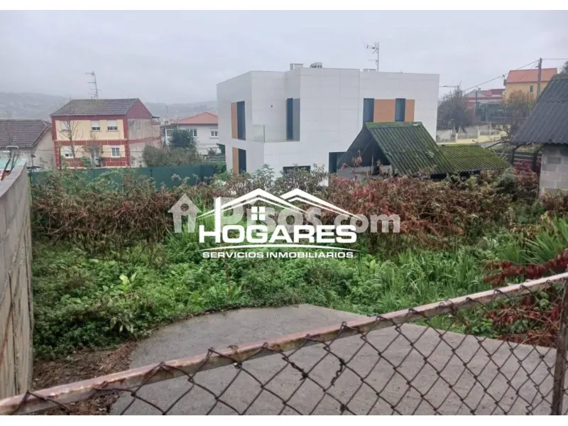 Terreno en calle Pateira