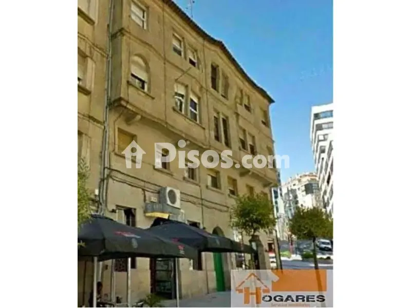 Piso en calle del Padre Don Rúa