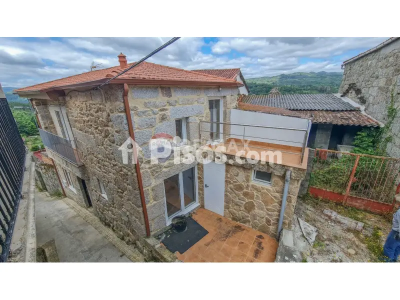 Casa pareada en calle Lugar Cuñas