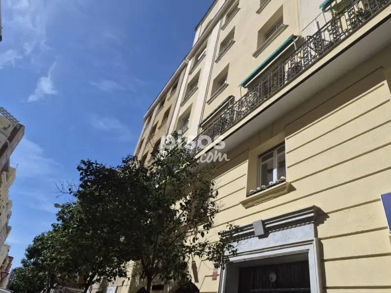 Piso en calle de Fernán González