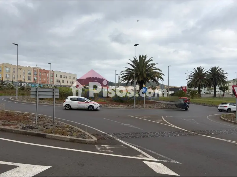 Local comercial en calle Eduardo Westerdahl