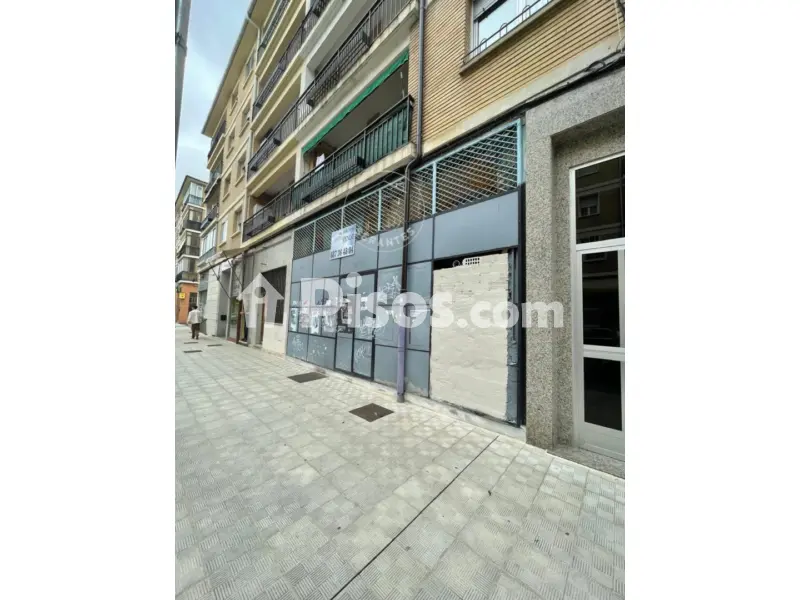 Local comercial en calle de Santesteban
