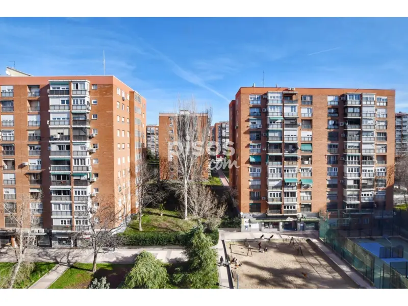 Piso en calle de Puentelarra