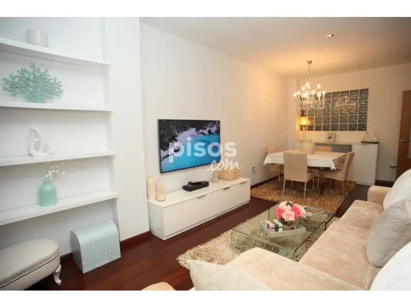 Piso en calle Mariana de San Simeon