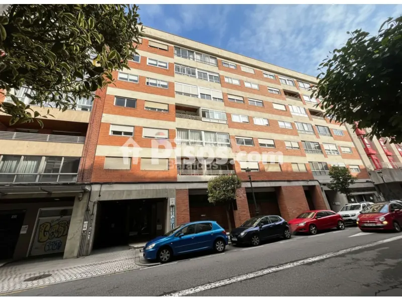 Local comercial en calle de Pi y Margall Interior
