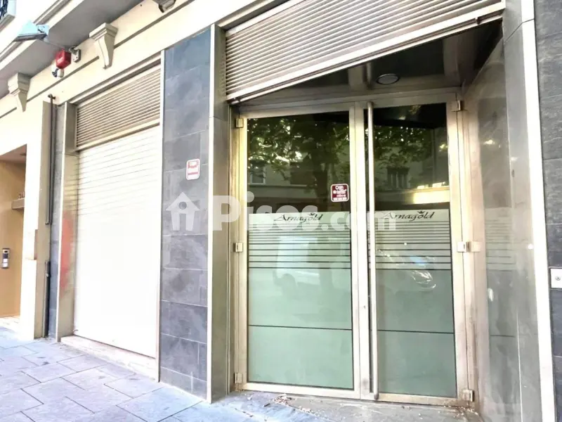 Local comercial en calle de San Fermín
