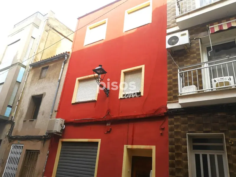 Chalet adosado en Carrer dels Piletes