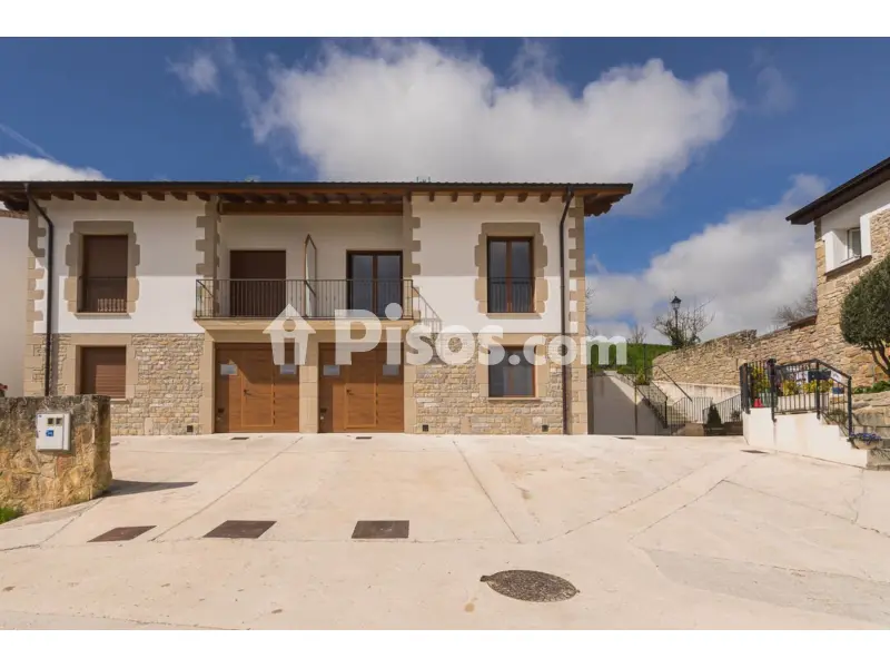Casa pareada en Ezcaba