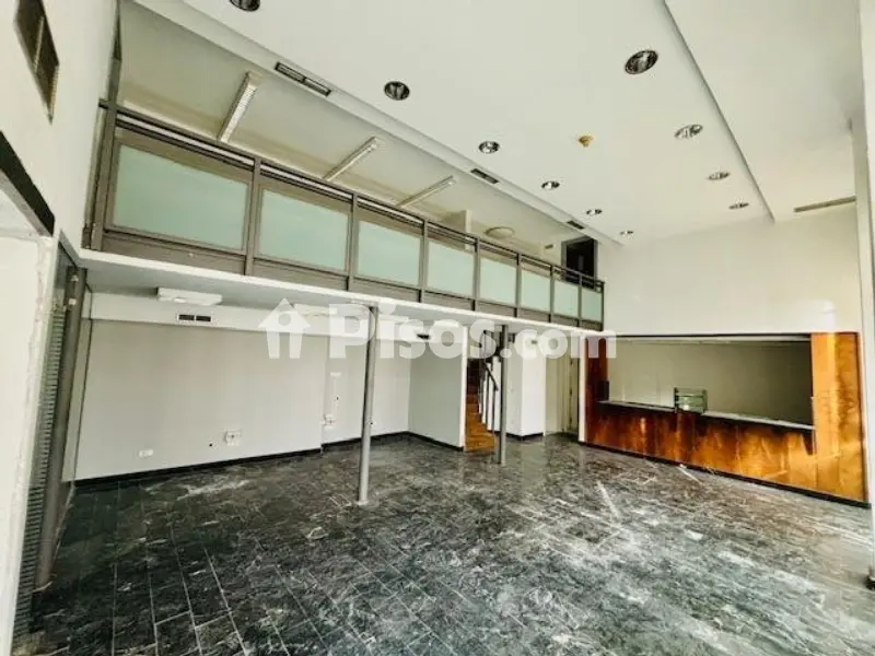 Local comercial en Barañáin - Barañain