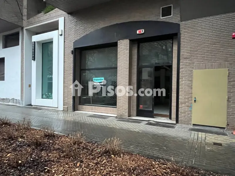 Local comercial en calle de Padre Moret