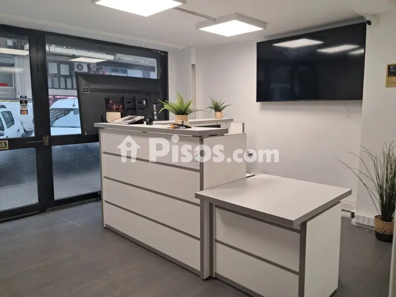 Local comercial en Castilla-Hermida