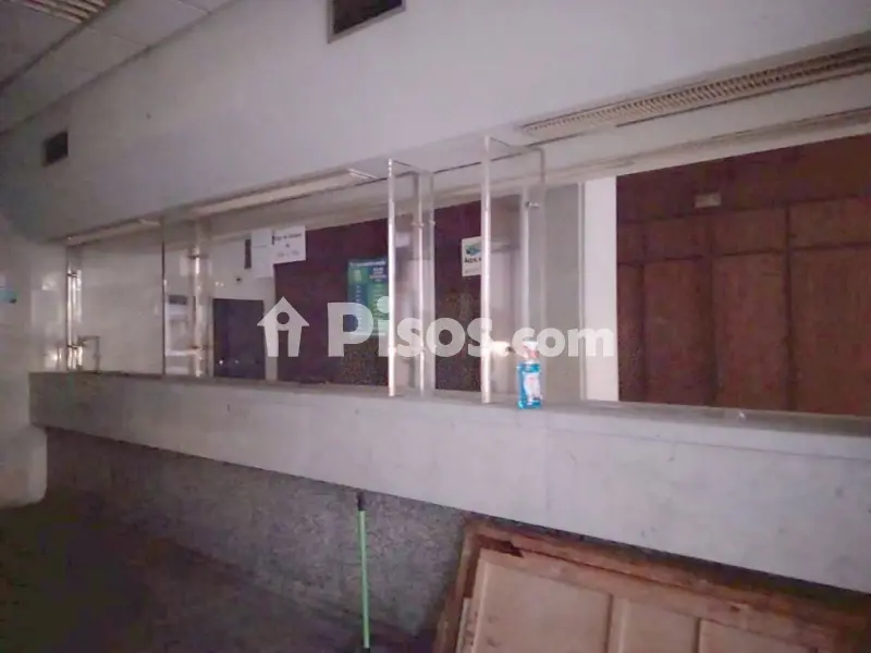 Local comercial en Cazoña-Albericia-Alisal