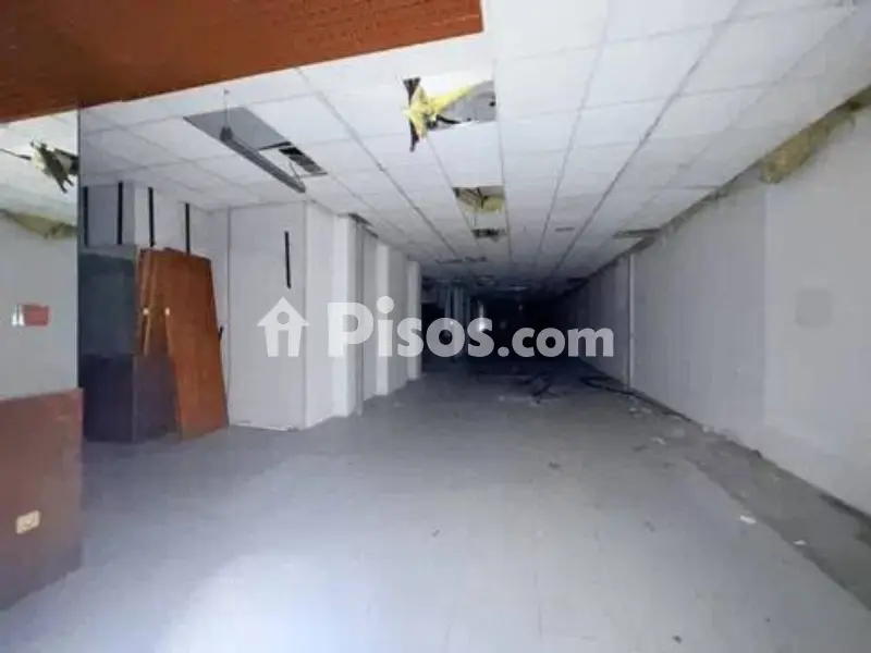 Local comercial en Valdenoja
