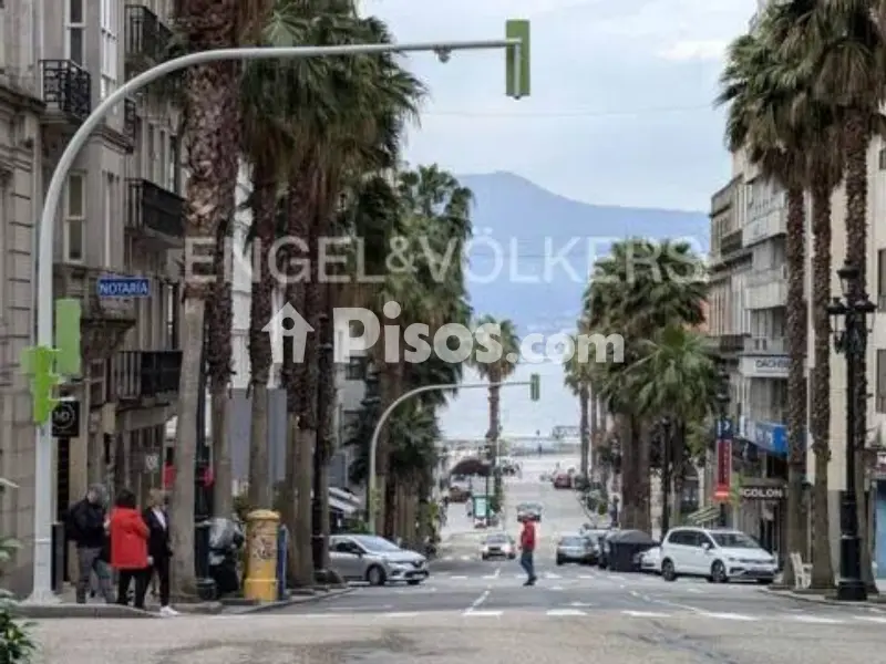 Local comercial en Centro-Areal
