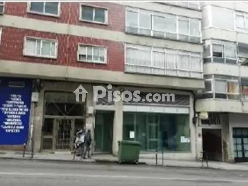 Local comercial en Avenida de Buenos Aires