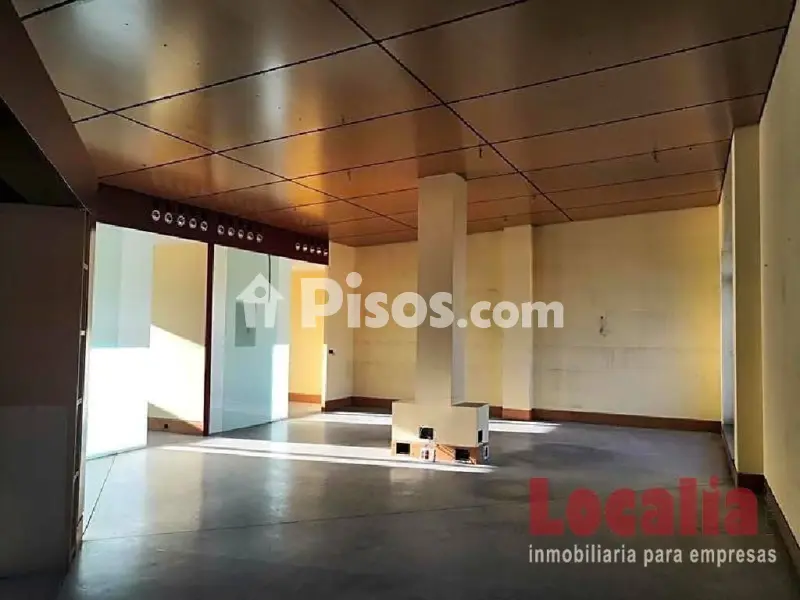 Local comercial en Peñacastillo-Nueva Montaña