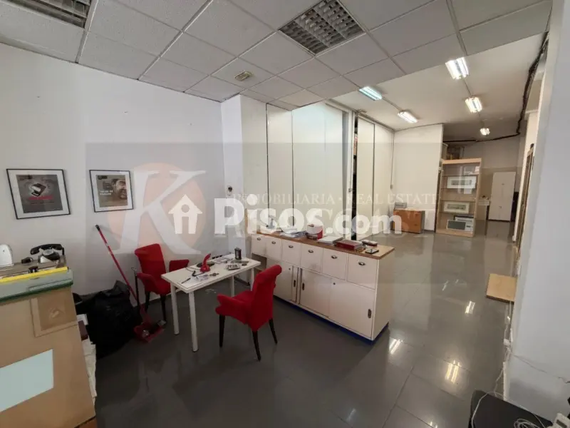 Local en Fuengirola — Pisos.com