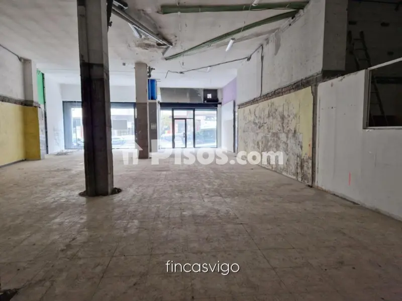 Local comercial en Avenida del Alcalde Gregorio Espino, 35