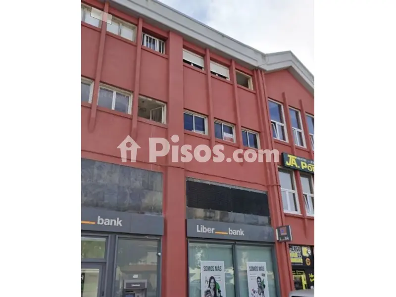 Local comercial en calle Clla Albericia