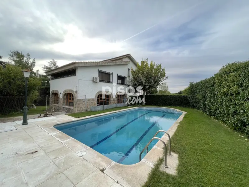 Chalet en El Olivar de Mirabal
