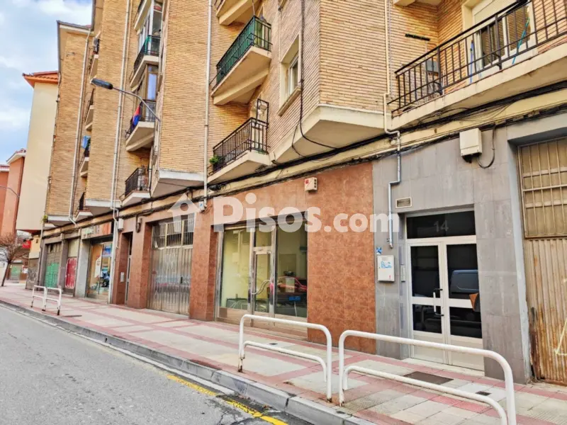 Local comercial en calle de las Canteras