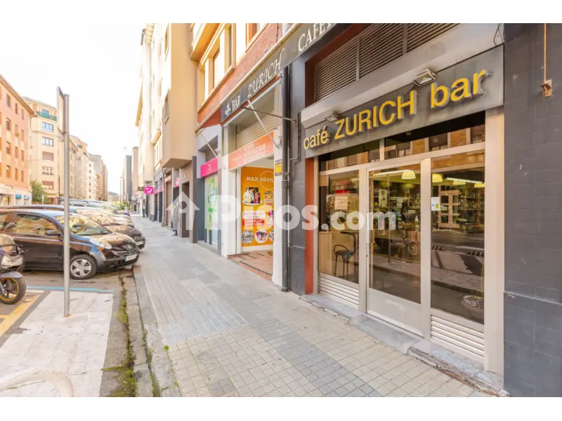 Local comercial en calle de Paulino Caballero, 24