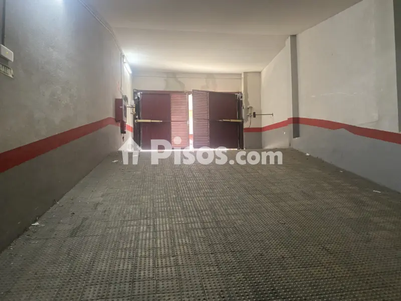 Garaje en calle de Las Provincias, 5