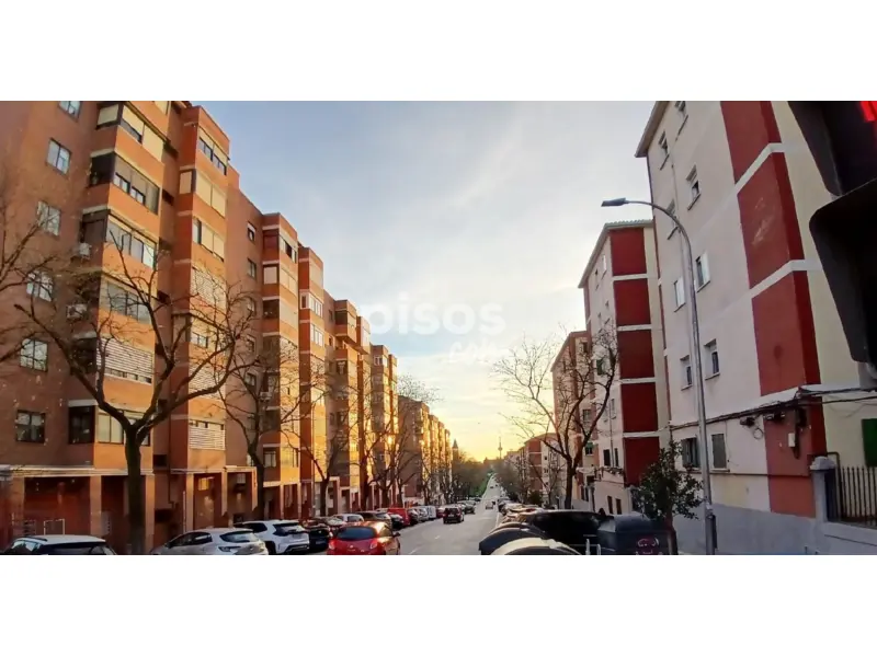 Piso en calle de José Arcones Gil