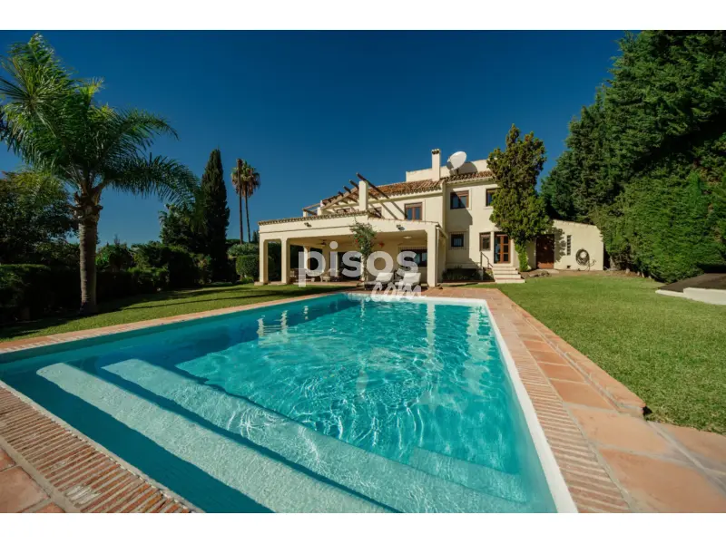 Chalet en Nueva Andalucía-Centro