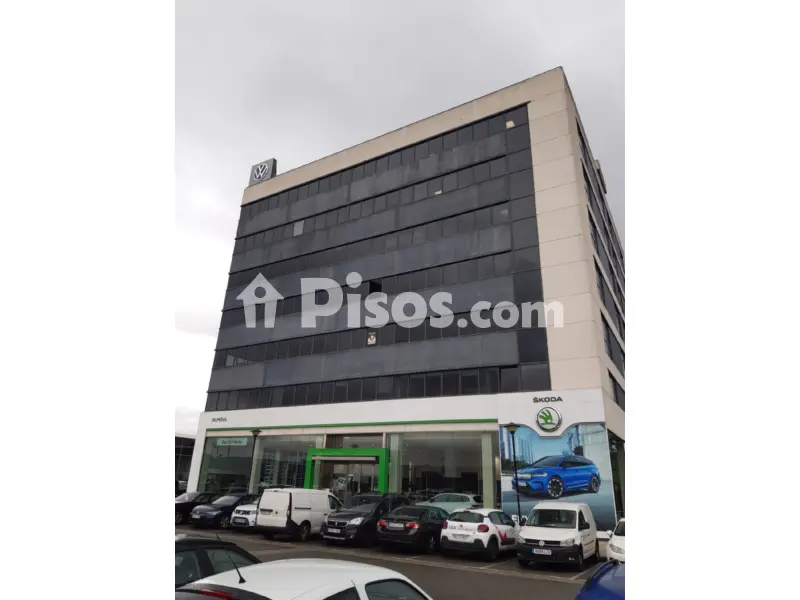 Oficina en Parque Empresarial La Muga, 11