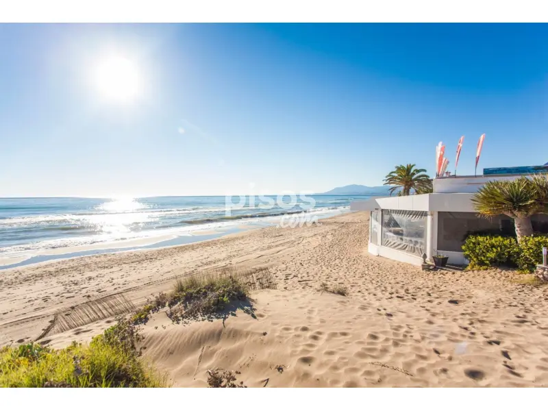 Apartamento en Costabella-El Rosario-Ricmar