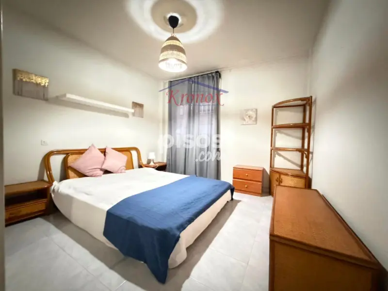 Piso en calle de la Encomienda de Palacios