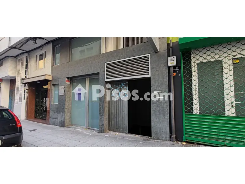 Local comercial en Cuatro Caminos