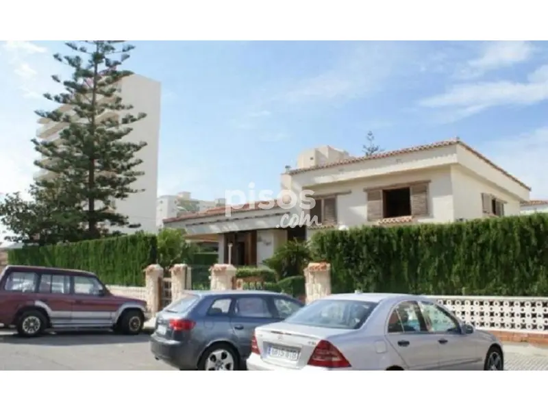 Chalet Unifamiliar Playa De Gandia