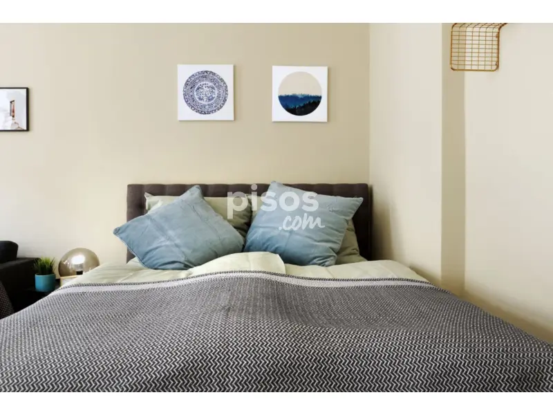 Apartamento en calle de Martín Cortés, 7