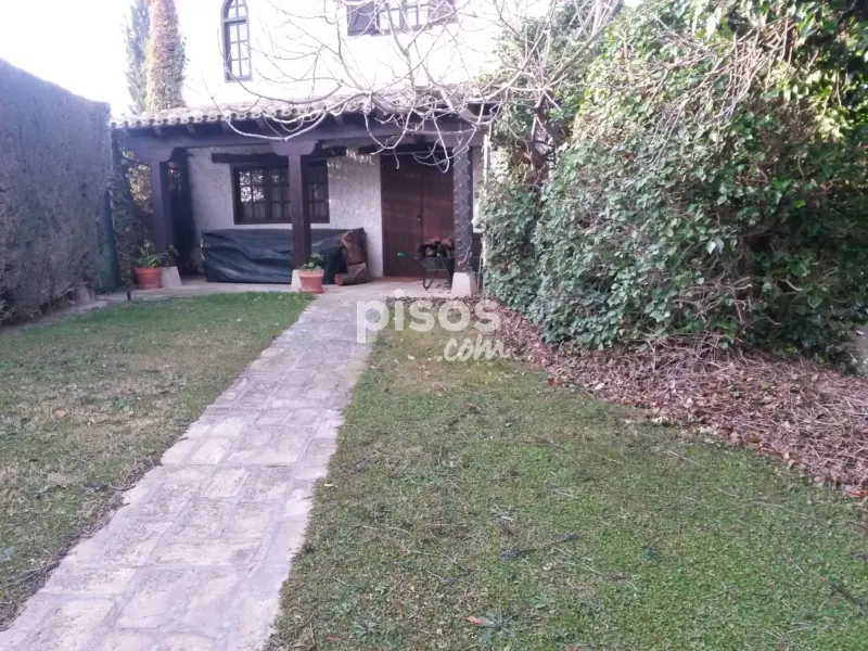 Chalet Pareado Santa Isabel Movera