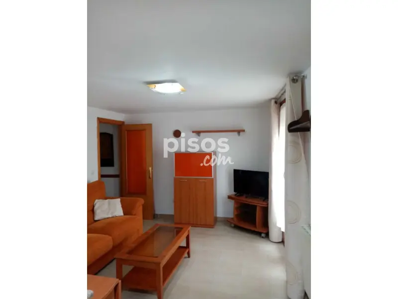 Apartamento en calle de Soria, 35