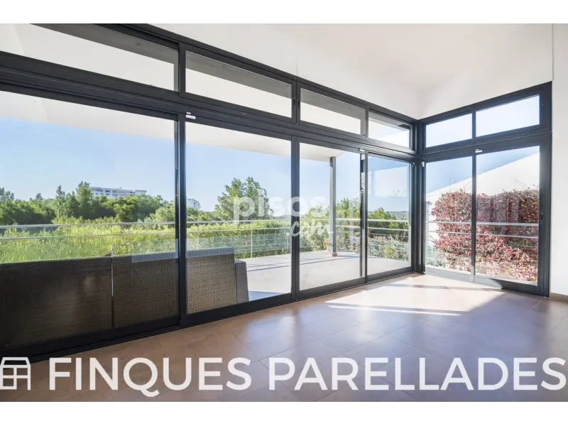 Casa unifamiliar en venta en Vallpineda-Santa Bàrbara