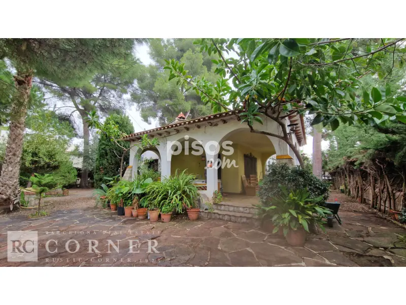 Casa en venta en Passeig dels Garrofers