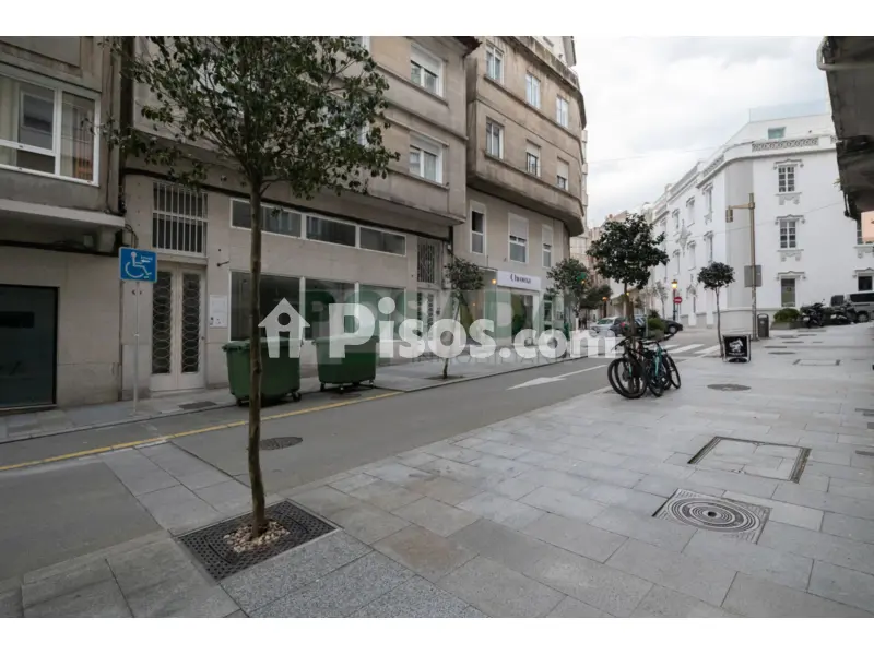 Local comercial en calle del Doctor Cadaval