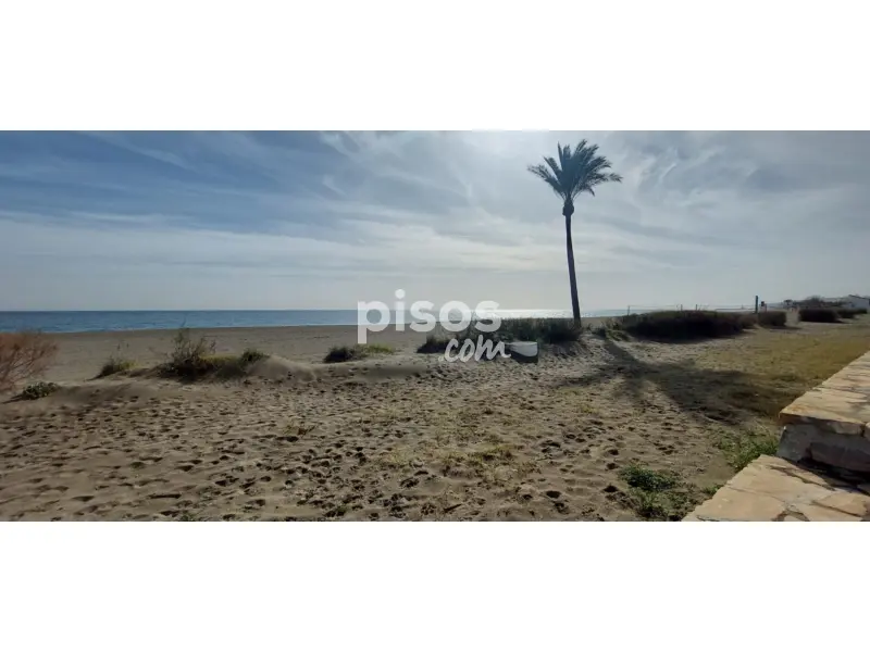 Casa pareada en Urbanización de Marina Casares