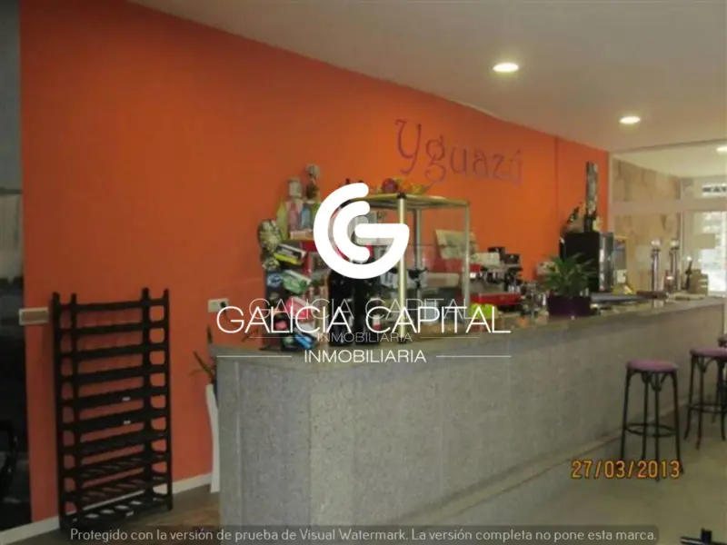 Local comercial en calle de Camilo Veiga