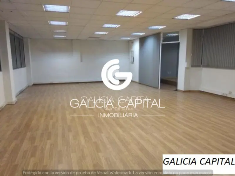 Local comercial en calle Coruña