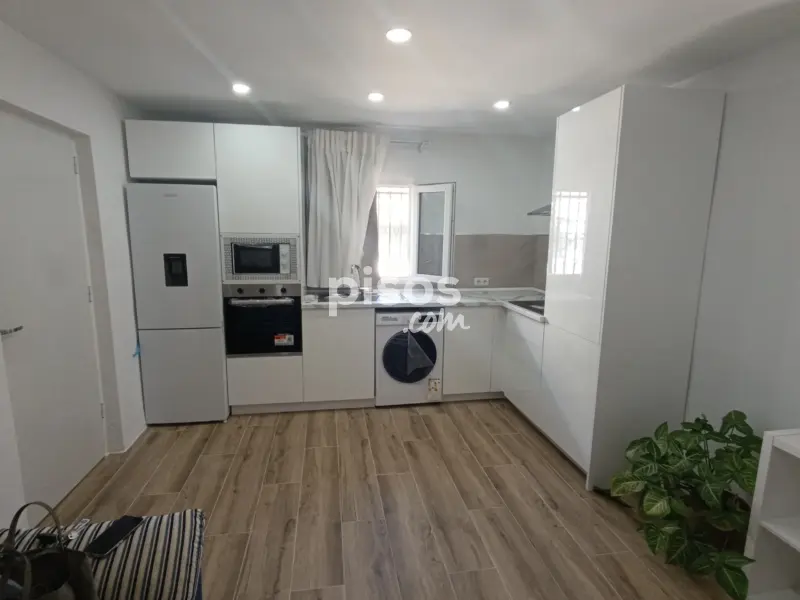 Piso 1 hab en Cártama — 670 €/mes
