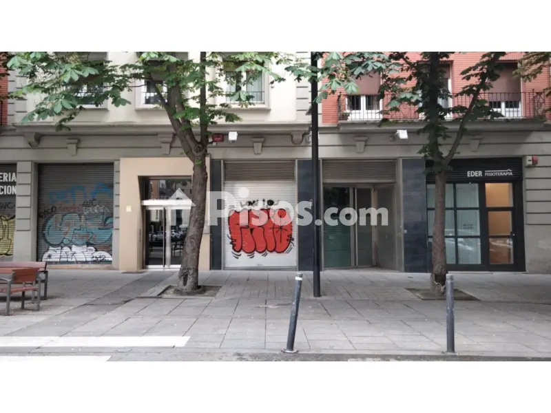 Local comercial en calle de San Fermín
