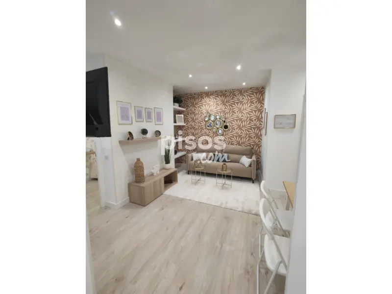 Piso en calle de Relatores, 10